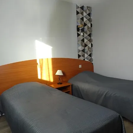 Logis Les 3 Marchands Bressuire