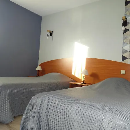 Logis Les 3 Marchands Bressuire