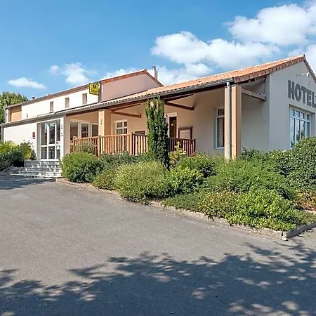 Logis Les 3 Marchands Hotel Bressuire