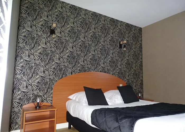 Logis Les 3 Marchands Ξενοδοχείο 2*