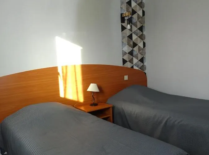 Logis Les 3 Marchands Bressuire