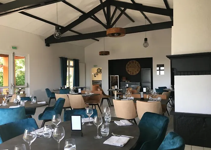 Logis Les 3 Marchands Ξενοδοχείο